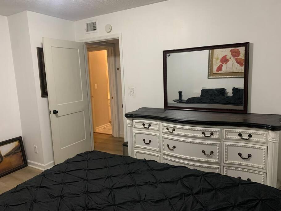 Home Sweet Home Nashville Bagian luar foto