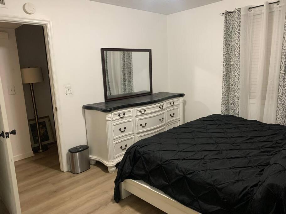 Home Sweet Home Nashville Bagian luar foto